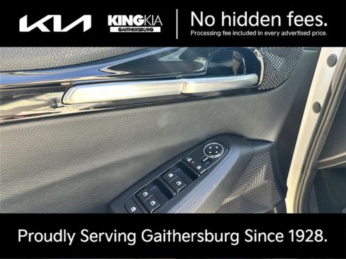 Certified 2024 Kia Seltos X-Line AWD/4WD image 19