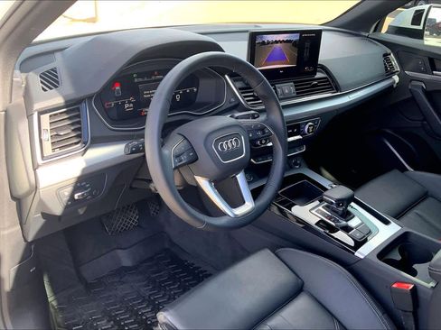 Used 2024 Audi Q5 2.0T Premium w/ Summer of Audi Package image 17