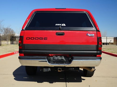 Used 1999 Dodge Ram 2500 Truck 2WD Quad Cab image 12