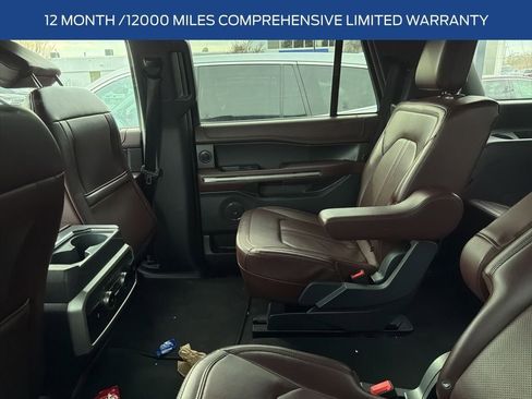 Used 2024 Ford Expedition Limited image 5