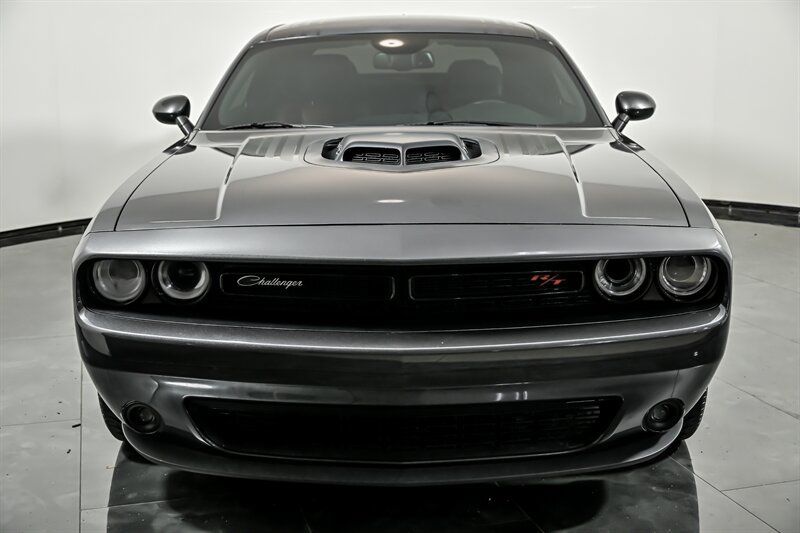 Used 2016 Dodge Challenger R/T Plus RWD image 4