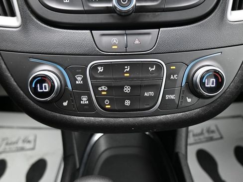 Used 2024 Chevrolet Malibu LT FWD image 18