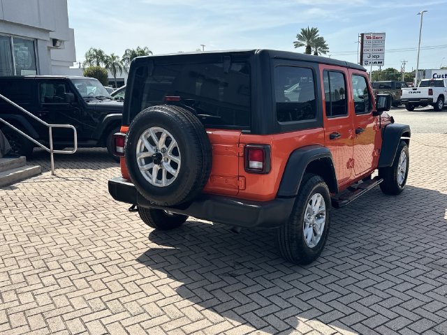 Used 2023 Jeep Wrangler Unlimited Sport AWD/4WD image 5