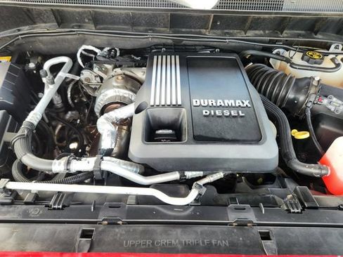 Used 2022 Chevrolet Silverado 1500 LTZ AWD/4WD image 31