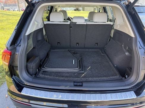 Certified 2021 Volkswagen Tiguan SEL image 6