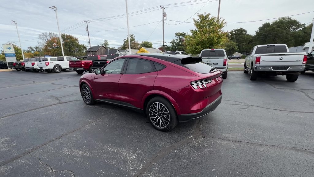 Used 2025 Ford Mustang Mach-E Premium AWD/4WD image 44