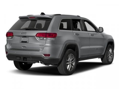 Used 2017 Jeep Grand Cherokee Limited w/ Luxury Group II AWD/4WD image 5