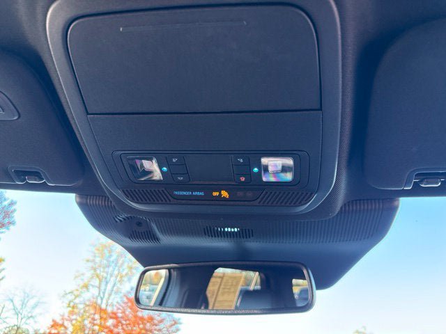 Used 2026 Ford Explorer ST-Line w/ ST-Line Street Pack AWD/4WD image 9