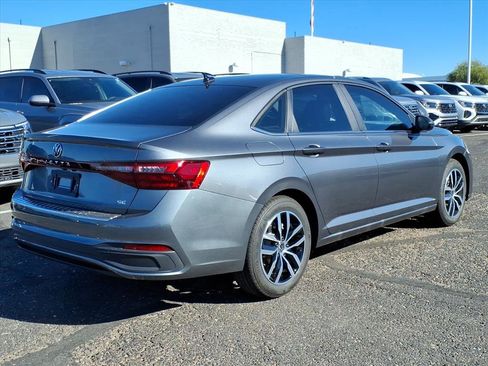 New 2026 Volkswagen Jetta SE image 7