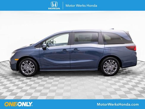 New 2026 Honda Odyssey Touring image 2
