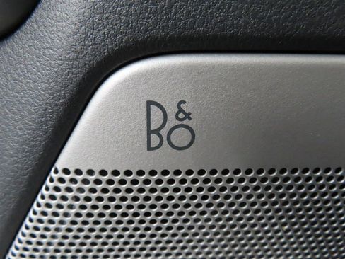 Used 2025 Ford F150 Lariat w/ Tow/Haul Package image 66