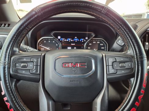 Used 2021 GMC Sierra 1500 AT4 w/ AT4 Premium Package AWD/4WD image 24