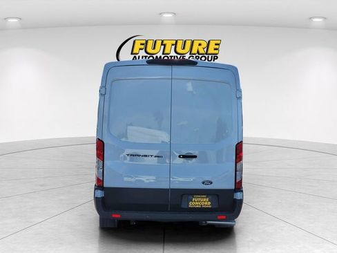 New 2026 Ford Transit 250 148 Medium Roof RWD image 4