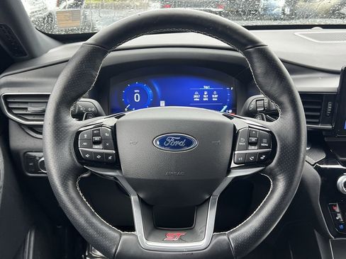 Certified 2022 Ford Explorer ST w/ Equipment Group 401A image 21