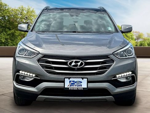 Used 2018 Hyundai Santa Fe Sport w/ 2.0T Ultimate Tech Package 05 AWD/4WD image 3