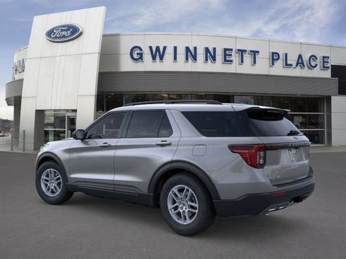 New 2026 Ford Explorer Active w/ Active Comfort Package image 4