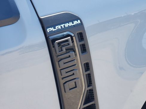 New 2026 Ford F250 Platinum AWD/4WD image 16