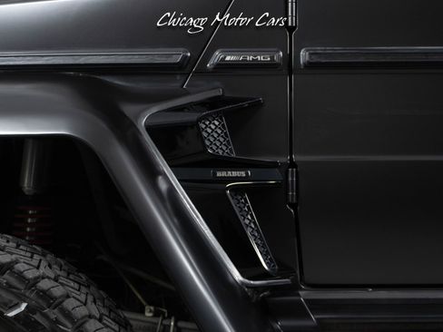 Used 2017 Mercedes-Benz G 550 Squared image 6
