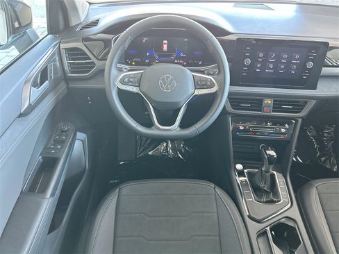 New 2026 Volkswagen Taos SE image 44