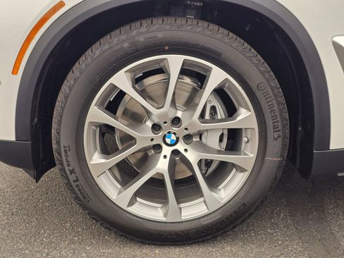 New 2026 BMW X5 xDrive40i image 8