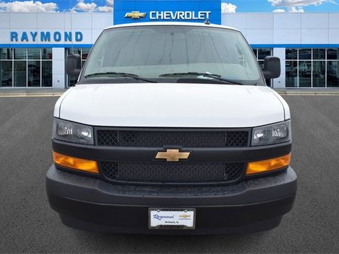 New 2025 Chevrolet Express 2500 Work Van image 8