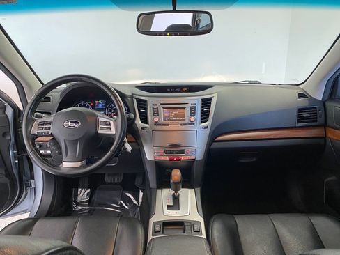 Used 2013 Subaru Outback 3.6R Limited w/ Moonroof Pkg image 15