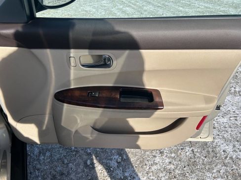 Used 2008 Buick LaCrosse CX image 20