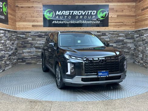 Used 2023 Hyundai Palisade SEL w/ Cargo Package AWD/4WD image 2