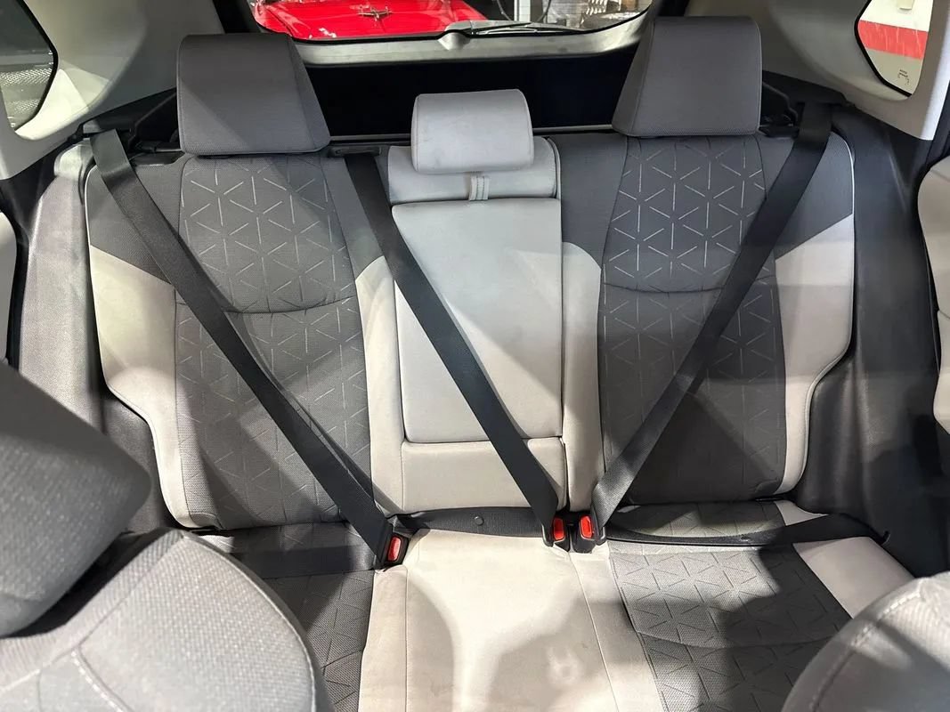 Used 2022 Toyota RAV4 XLE w/ Convenience Package AWD/4WD image 79