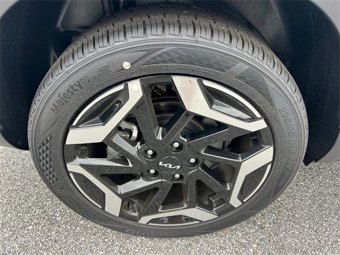Used 2025 Kia Seltos SX image 50