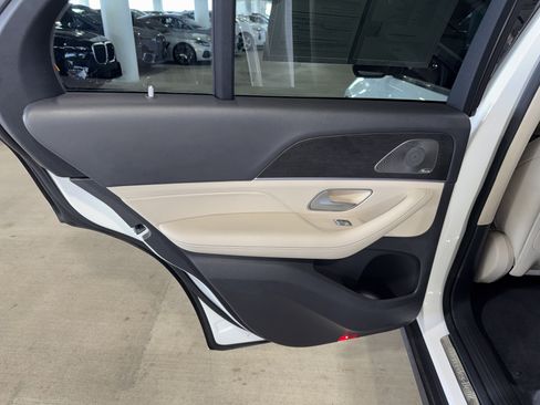 Used 2020 Mercedes-Benz GLE 350 4MATIC image 16