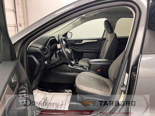 Used 2022 Ford Escape SE w/ Convenience Package FWD image 29