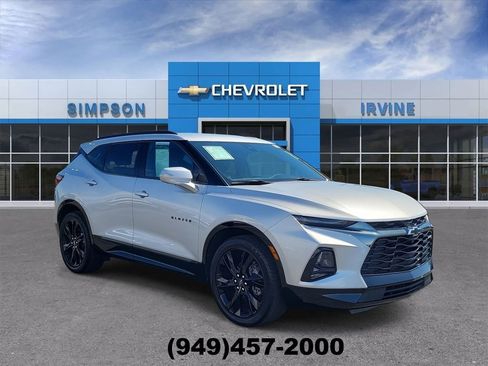 Used 2021 Chevrolet Blazer RS w/ Enhanced Convenience Package FWD image 2