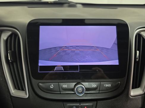 Certified 2021 Chevrolet Malibu LS FWD image 19