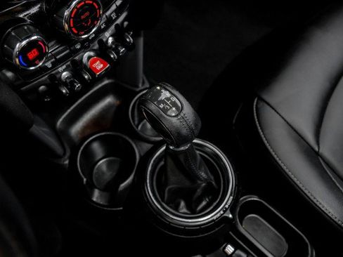 Used 2016 MINI Cooper 4-Door Hardtop FWD image 22