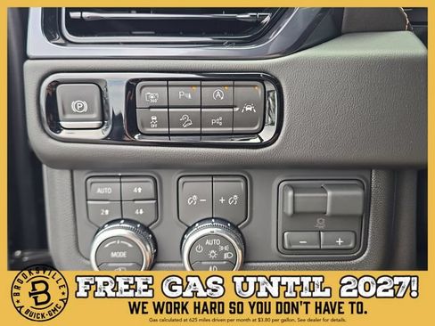 New 2026 GMC Yukon AT4 w/ AT4 Premium Plus Package AWD/4WD image 27