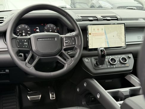 New 2025 Land Rover Defender 110 V8 image 25