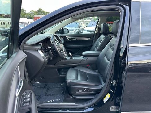 Used 2019 Cadillac XT5 Premium Luxury AWD/4WD image 14