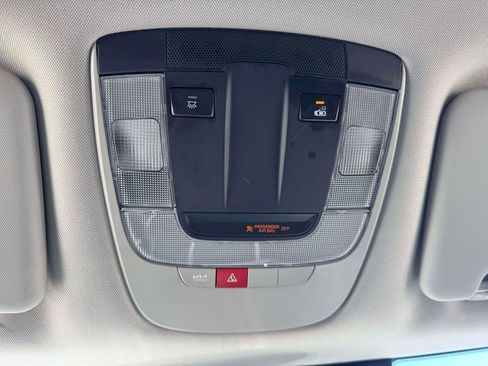 Used 2023 Kia Sportage EX image 30