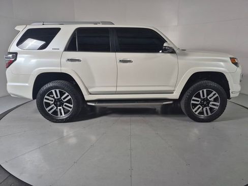 Certified 2017 Toyota 4Runner Limited AWD/4WD image 5