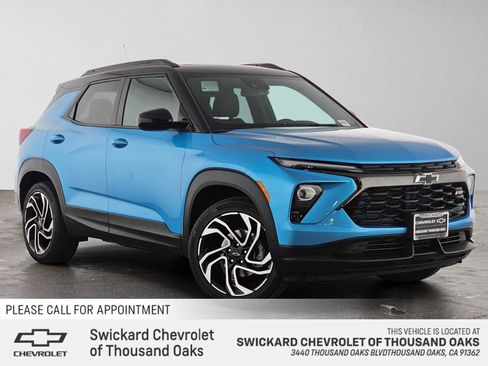 Used 2025 Chevrolet TrailBlazer RS w/ Convenience Package AWD/4WD image 1