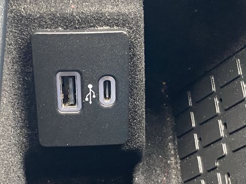 Used 2023 Lincoln Navigator L Reserve image 24