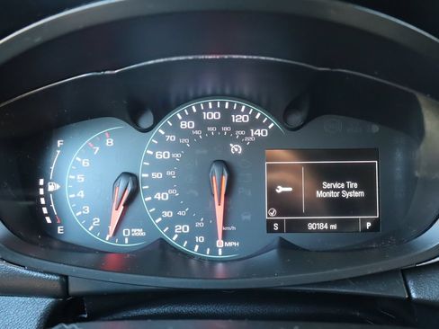 Used 2017 Chevrolet Trax LT AWD/4WD image 33
