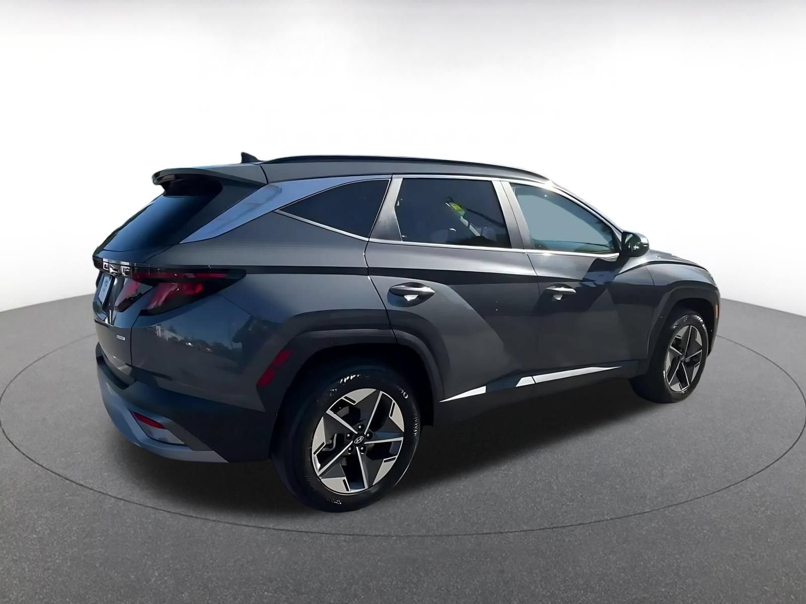 Used 2026 Hyundai Tucson SEL Plus AWD/4WD image 14