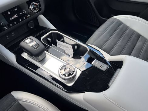 New 2026 Mitsubishi Outlander SE AWD/4WD image 25