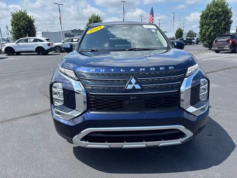 Used 2024 Mitsubishi Outlander SE AWD/4WD image 4