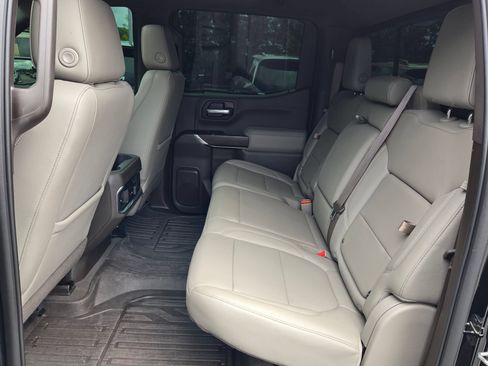 Used 2019 GMC Sierra 1500 SLT w/ SLT Premium Plus Package AWD/4WD image 32