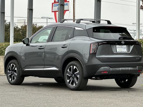 New 2026 Nissan Kicks SV image 6