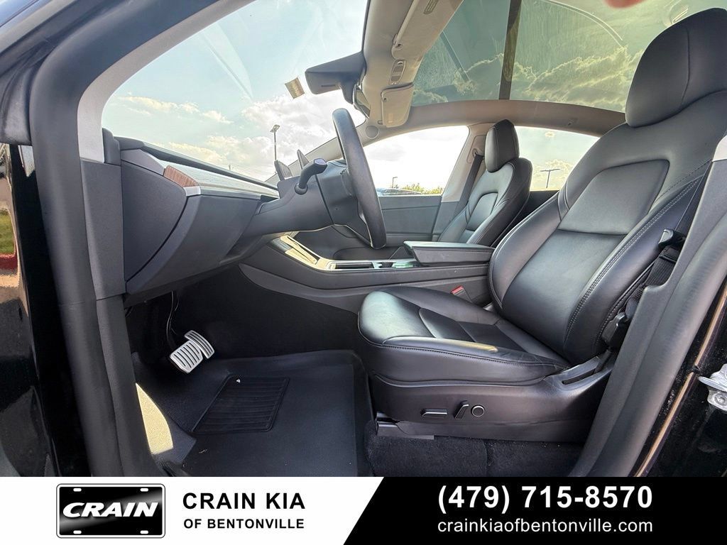 Used 2022 Tesla Model Y Performance AWD/4WD image 19