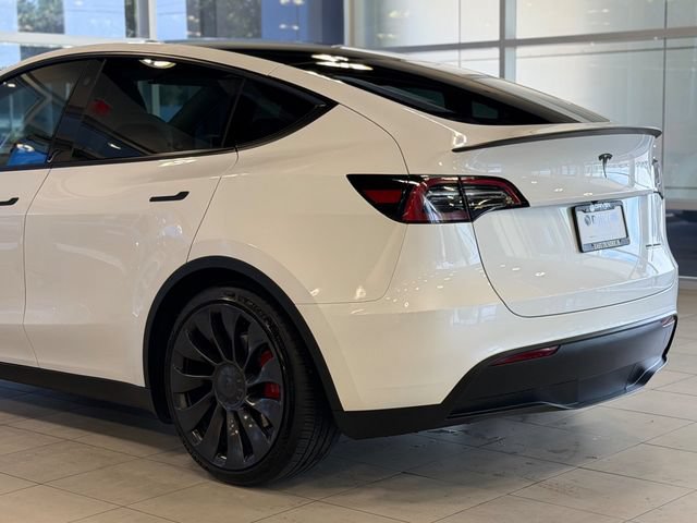 Used 2023 Tesla Model Y Performance AWD/4WD image 13